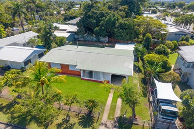 /international/au/79-clarke-street-manunda-qld-152580948/