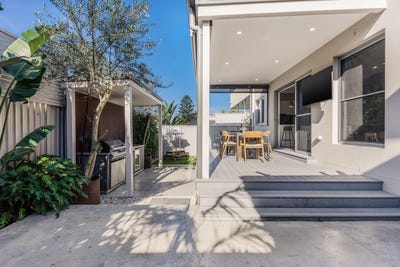 /international/au/4-205-207-burraneer-bay-road-caringbah-south-nsw-152505316/