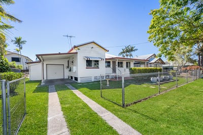 /international/au/4-petersen-street-north-mackay-qld-151430144/