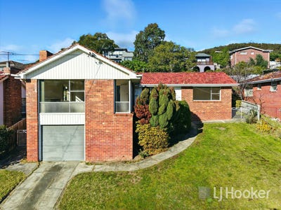/international/au/15-henley-street-lindisfarne-tas-148726612/