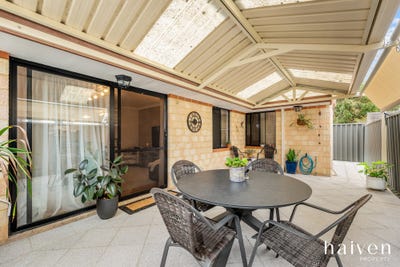 /international/au/6-11-13-herndon-close-cannington-wa-150807940/