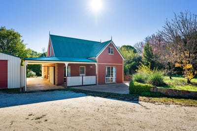/international/au/11-stephen-street-campbells-creek-vic-151358060/