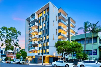 /international/au/303-74-76-kitchener-parade-bankstown-nsw-150678492/