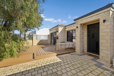 /international/au/5a-hunston-street-balcatta-wa-152056888/