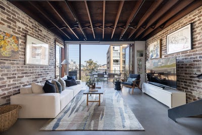 /international/au/17-hosking-street-balmain-east-nsw-121040209/