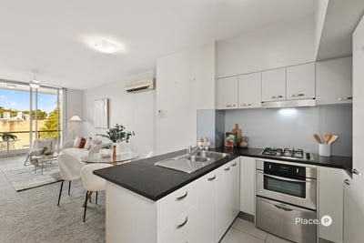/international/au/45-1-oxford-street-bulimba-qld-151359488/