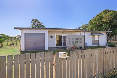 /international/au/196-targo-street-walkervale-qld-151615328/