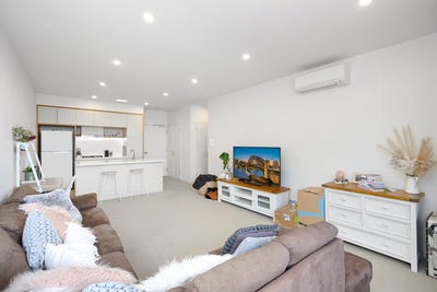 /international/au/306-101a-lord-sheffield-circuit-penrith-nsw-151572788/