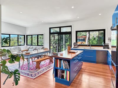 /international/au/41-winbourne-road-hazelbrook-nsw-150818804/