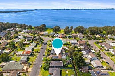 /international/au/6-albatross-road-berkeley-vale-nsw-150850548/
