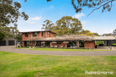 /international/au/91-somerville-lane-riddells-creek-vic-152393100/