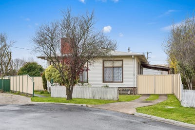 /international/au/18-elizabeth-ave-kyneton-vic-151457392/