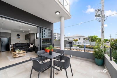 /international/au/1-51-emsworth-street-wynnum-qld-151528340/