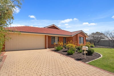 /international/au/4-oxenholme-way-waikiki-wa-152329868/