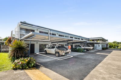 /international/au/24-35-37-louie-piccone-way-edmonton-qld-151108008/