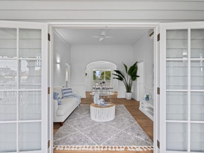 /international/au/5-waterloo-esplanade-wynnum-qld-148500164/