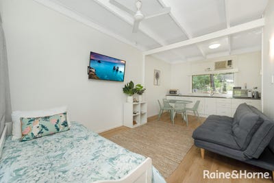 /international/au/195-61-79-mandalay-avenue-nelly-bay-qld-151097276/