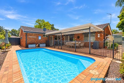/international/au/17-mannix-place-quakers-hill-nsw-152621532/