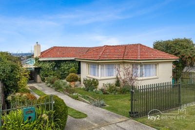 /international/au/12-crestview-court-newnham-tas-151417752/