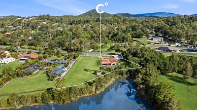 /international/au/61-ruth-terrace-oxenford-qld-151344756/