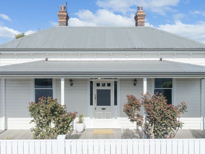/international/au/1-lamont-street-invermay-tas-152415708/