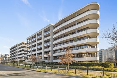 /international/au/45-30-blackall-street-barton-act-151523876/