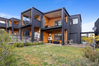 /international/au/3-2-echidna-place-east-jindabyne-nsw-151448952/