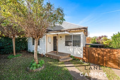 /international/au/7-schroder-avenue-waratah-nsw-148351908/