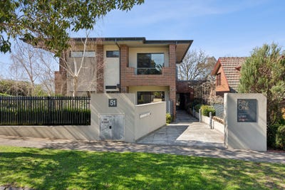 /international/au/2-51-lynden-street-camberwell-vic-150724976/