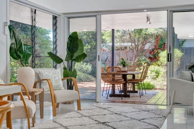 /international/au/1-brownhill-street-mundingburra-qld-148579564/