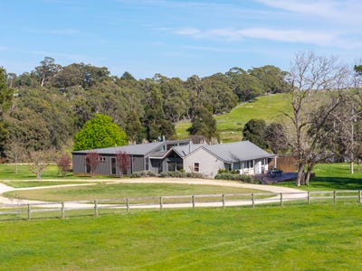 /international/au/325-prendergasts-lane-pastoria-vic-700425296/