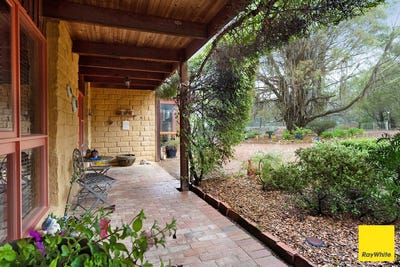 /international/au/99-harriott-road-bywong-nsw-150801256/