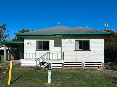 /international/au/42-lola-avenue-millmerran-qld-151561792/