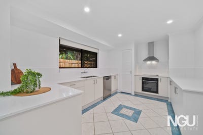 /international/au/15-galahad-street-marsden-qld-151299524/