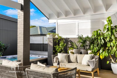/international/au/23-beach-street-ettalong-beach-nsw-148336208/