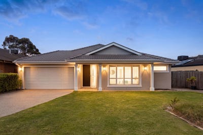 /international/au/65-country-club-drive-safety-beach-vic-151638892/