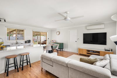 /international/au/27-gladdon-street-bald-hills-qld-152258464/