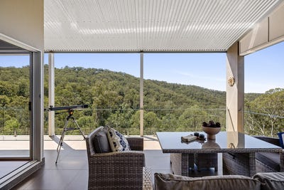 /international/au/96-102-flagstone-creek-road-middle-ridge-qld-151430492/
