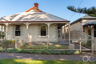 /international/au/126-north-street-henley-beach-sa-152336196/