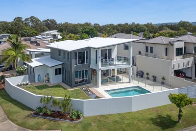 /international/au/38-tarawa-street-kawana-island-qld-150956544/