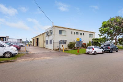 /international/au/32-bombala-street-garbutt-qld-505114024/