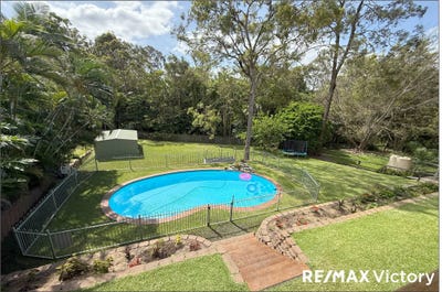 /international/au/19-eclipse-street-bridgeman-downs-qld-151222468/