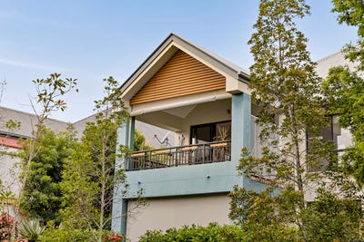 /international/au/2048-1-the-vistas-drive-carrara-qld-151233096/