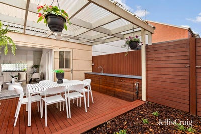 /international/au/31-mctaggart-street-kensington-vic-151437556/