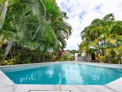 /international/au/55-midshipman-street-south-mission-beach-qld-148647784/