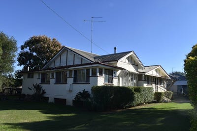/international/au/19-moffatt-st-goondiwindi-qld-151566376/