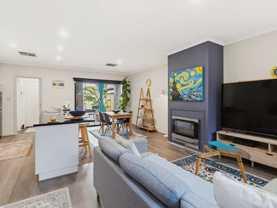 /international/au/12-silver-lane-seaford-meadows-sa-151298716/