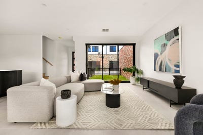 /international/au/14-685-somerton-road-greenvale-vic-148623816/
