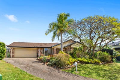 /international/au/7-cobb-court-mudgeeraba-qld-152617360/