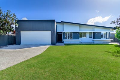 /international/au/21-serrata-close-banksia-beach-qld-152471024/